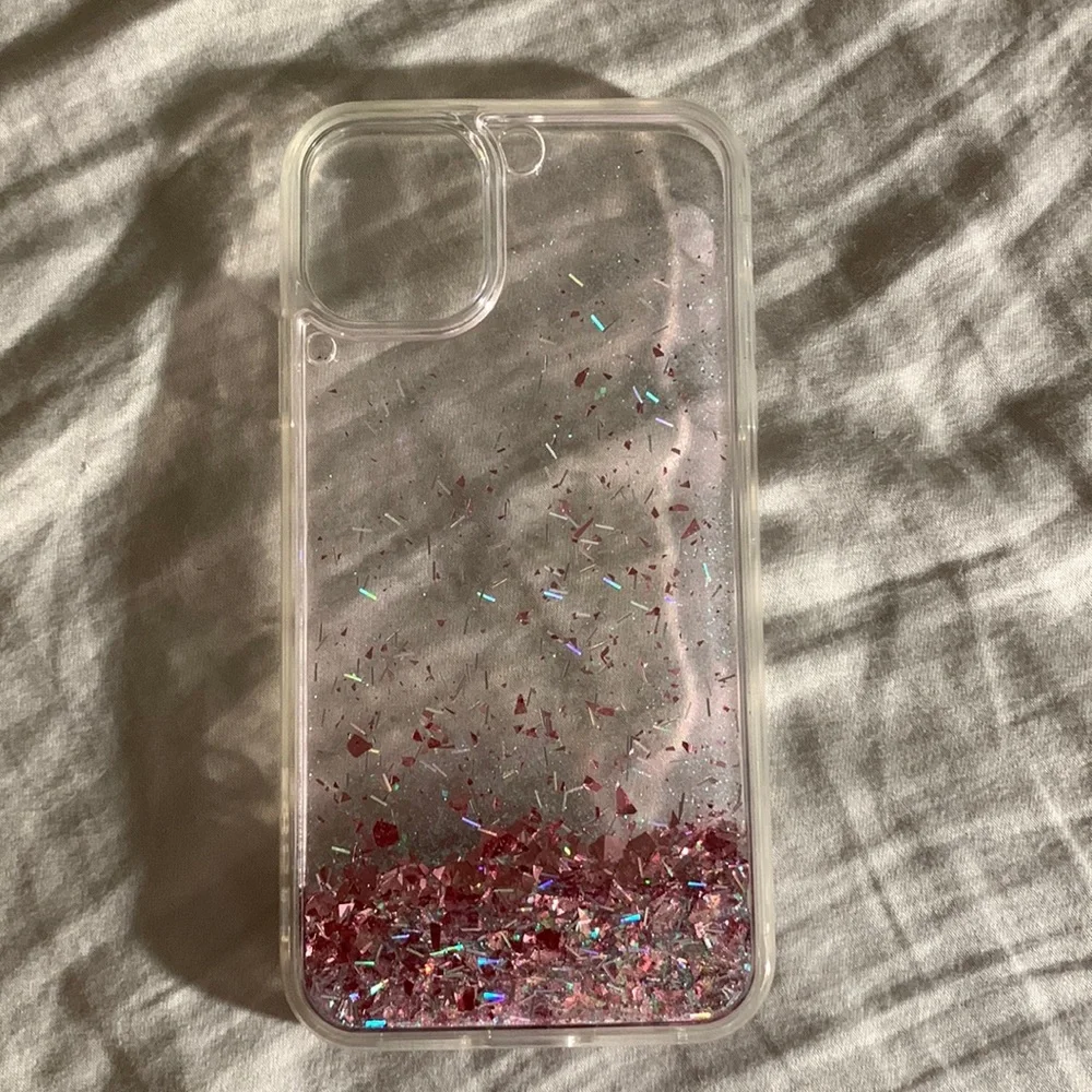 iPhone case - Picture 1 of 3